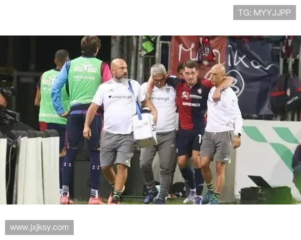 国米二门马丁内斯车祸肇事撞死老人 现场满目汽车碎片令人震惊